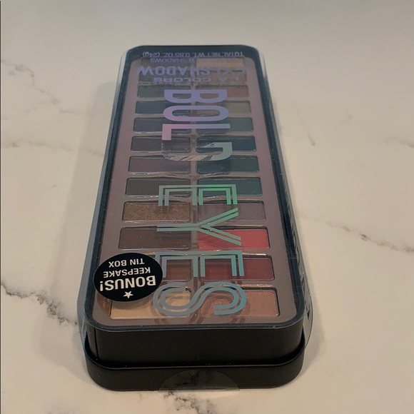 L.A. Colors Bold Eyes Eyeshadow Palette - Picture 3 of 4